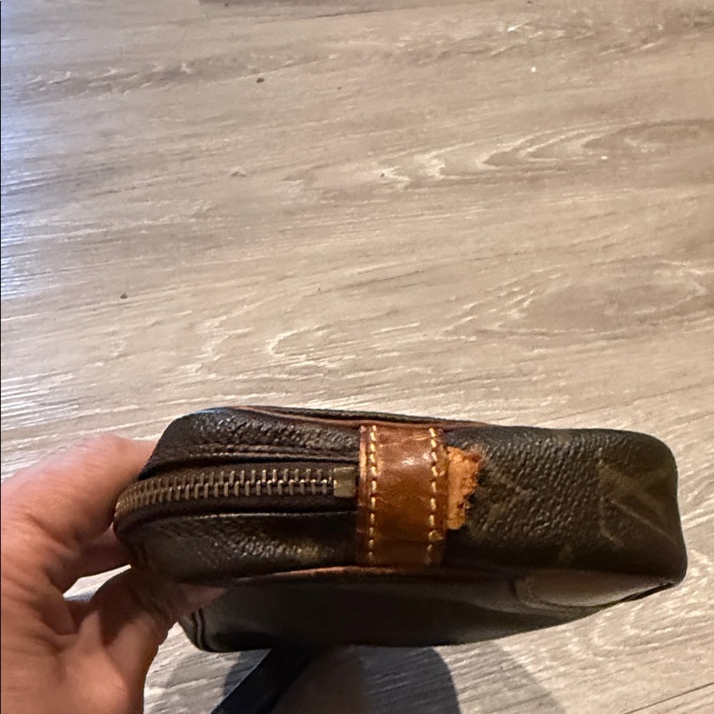 Louis Vuitton Brown Monogram Wristlet - Picture 13 of 14